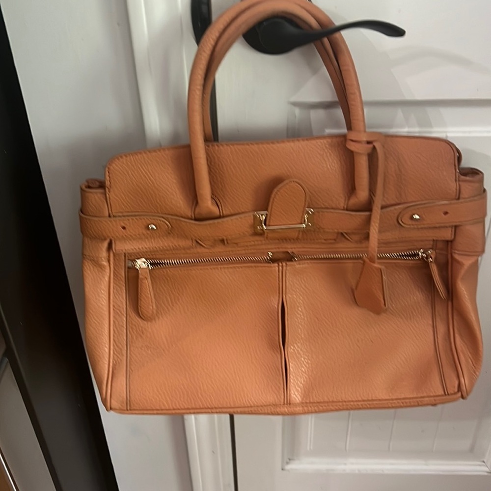 NEW vegan leather purse tons of pockets!